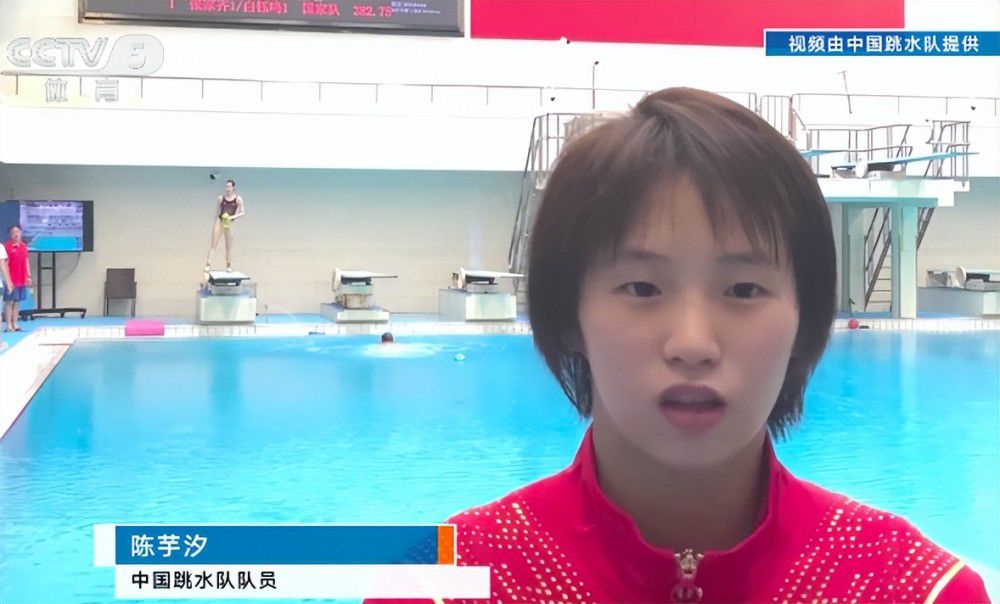 尤文正考虑与鲁加尼续约至2026年在达尼洛受伤后，鲁加尼利用最近几个月的时间证明了自己，他为球队做出了贡献，并证明了自己的价值，尤文图斯也正在考虑与他续约至2026年。